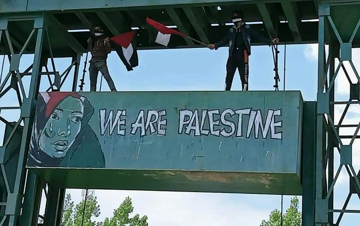 Intifada: From Palestine to Kashmir